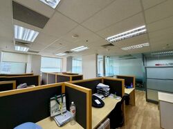One Raffles Place (D1), Office #498298971